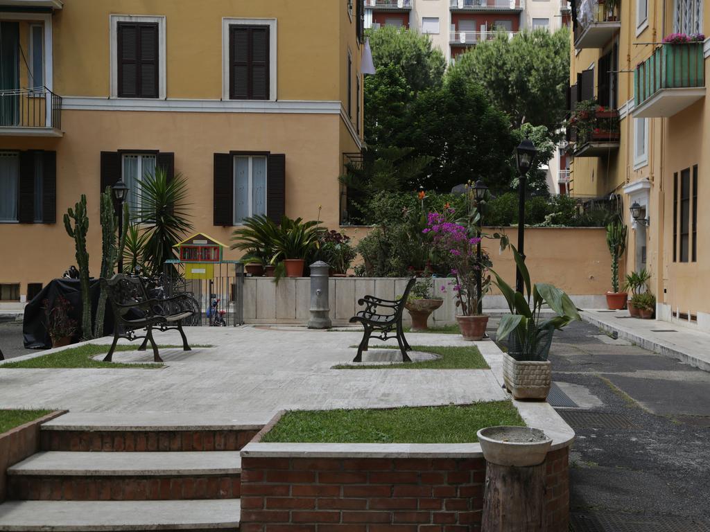 Guest House Trastevere Rome Exterior photo